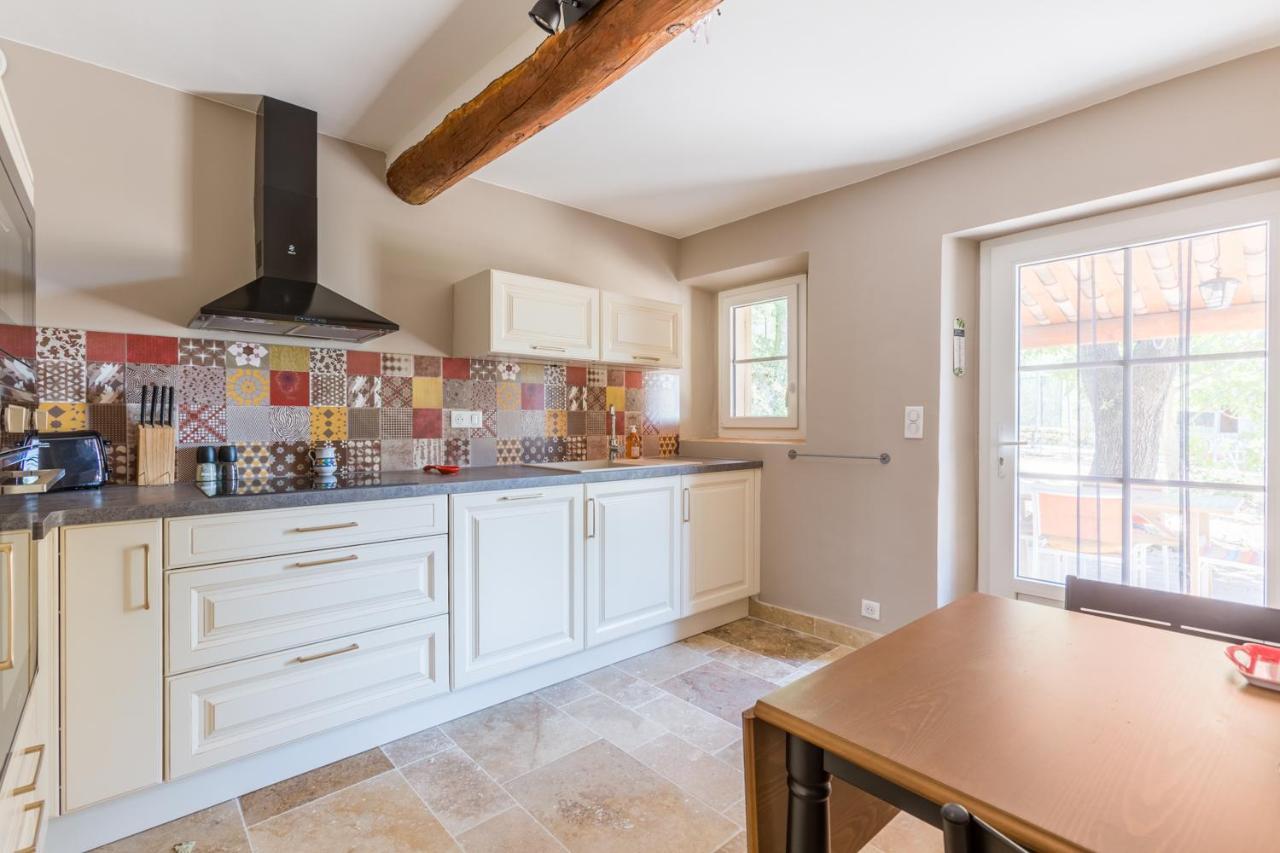 Ferienhaus Le Charme D'un Pigeonnier Provencal Avec Piscine *