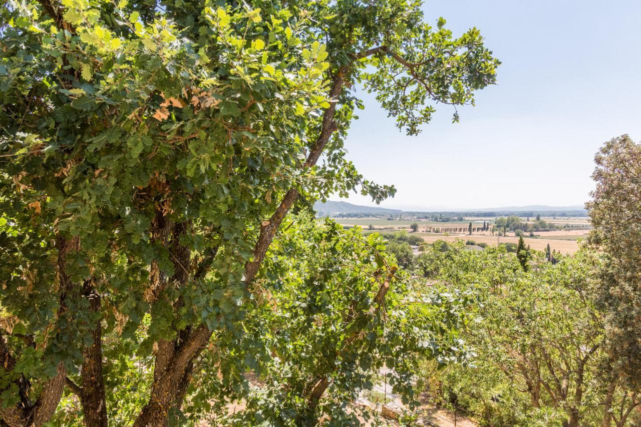 Le Charme D'un Pigeonnier Provencal Avec Piscine Oraison