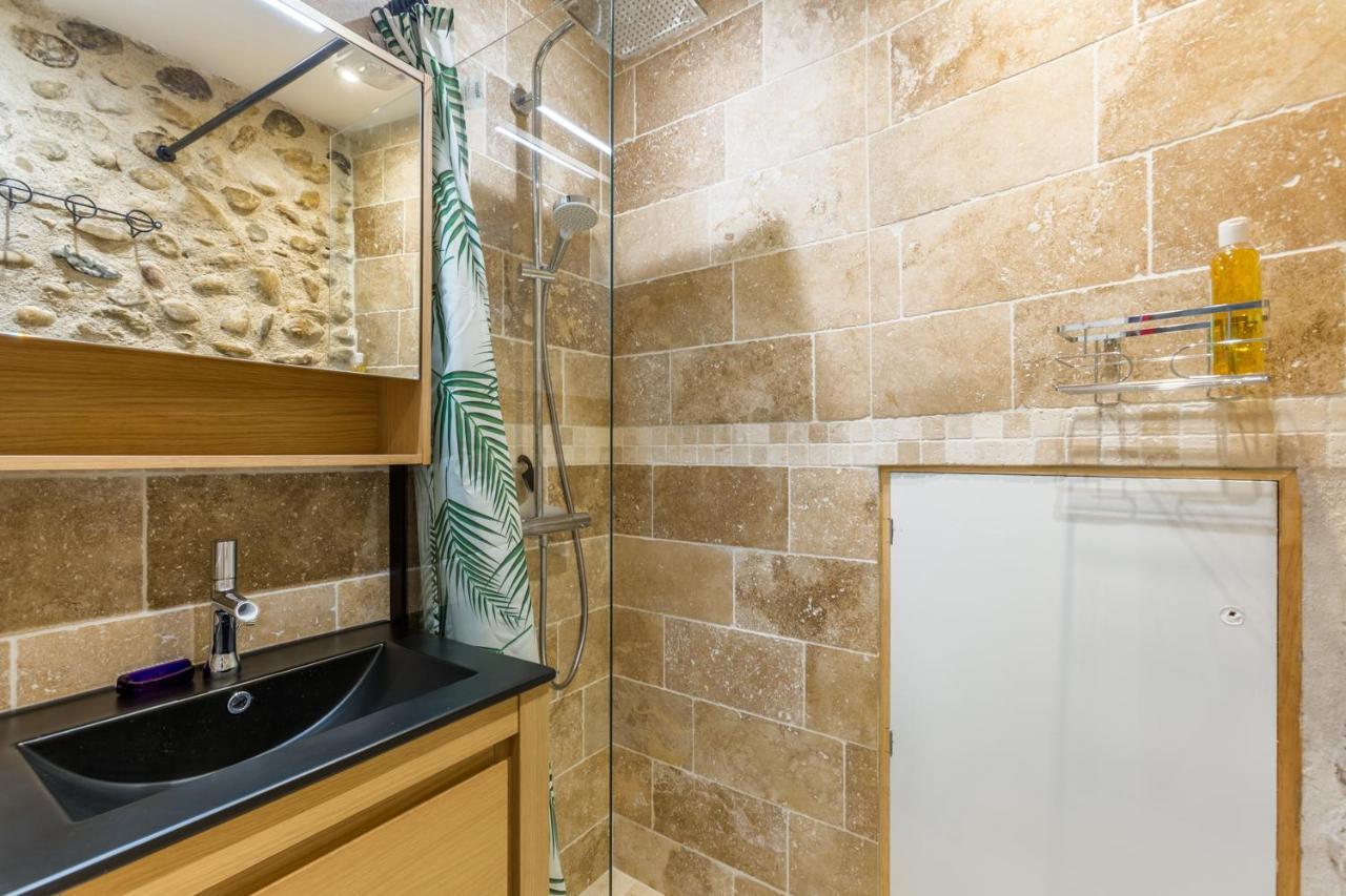 Le Charme D'un Pigeonnier Provencal Avec Piscine Ferienhaus *